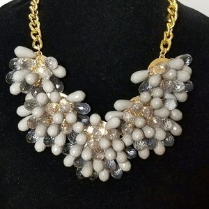 🍓 Chunky Necklace!  Make your outfit pop